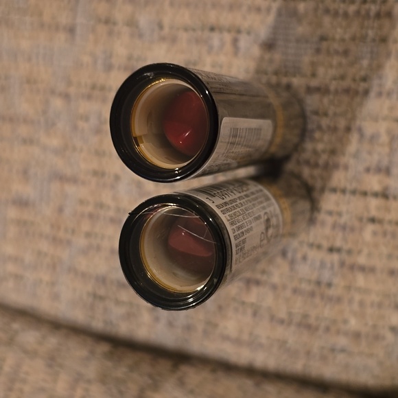 REVLON BRAND WOMEN'S SUPER LUSTROUS LIPSTICK BUNDLE OF 2 - Picture 3 of 6